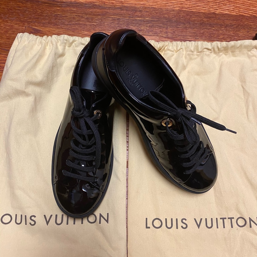 LOUIS VUITTON Patent Calfskin Frontrow Sneakers - Picture 5 of 8